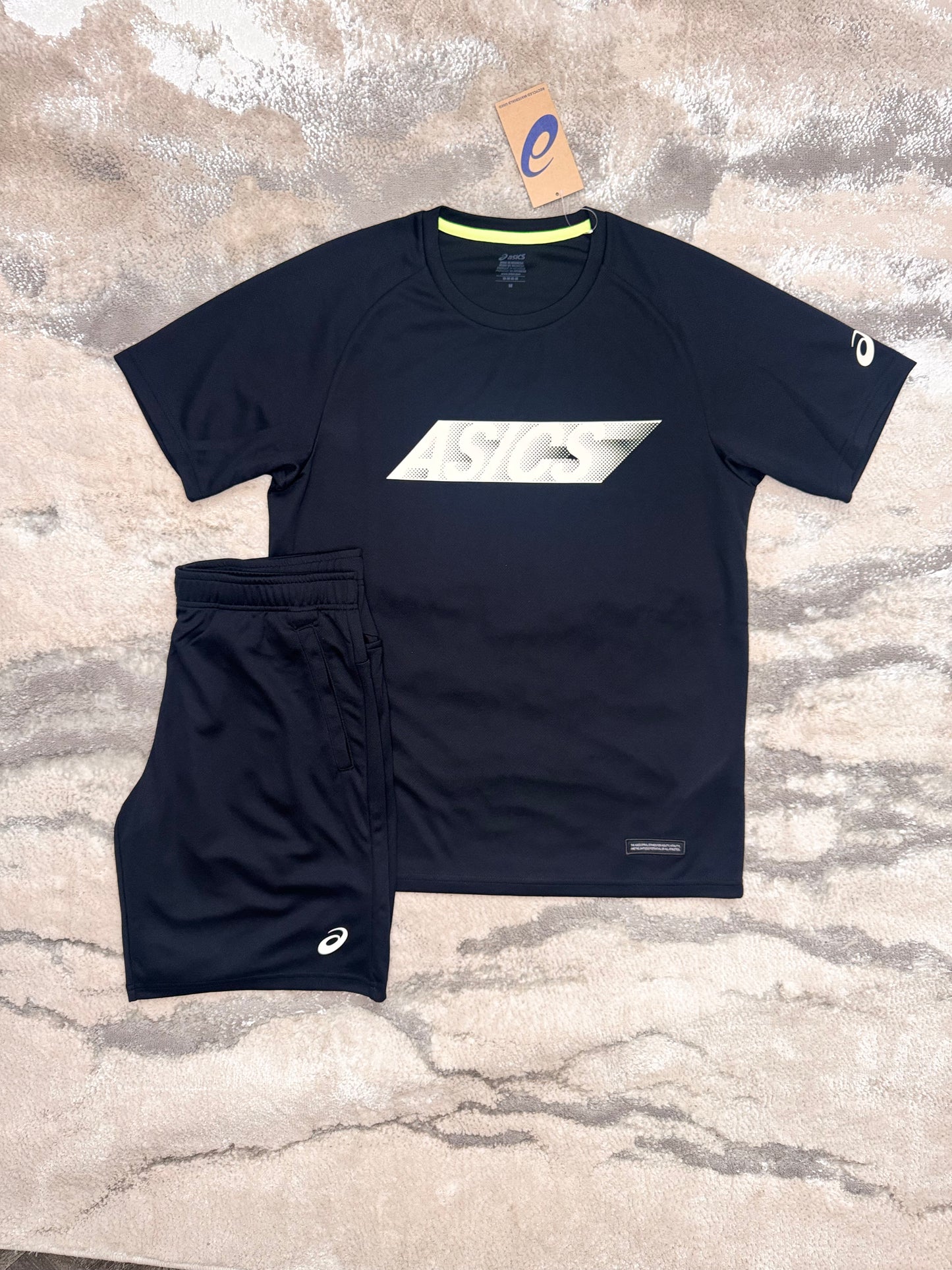 Asics Asia Exclusive Black/White Set