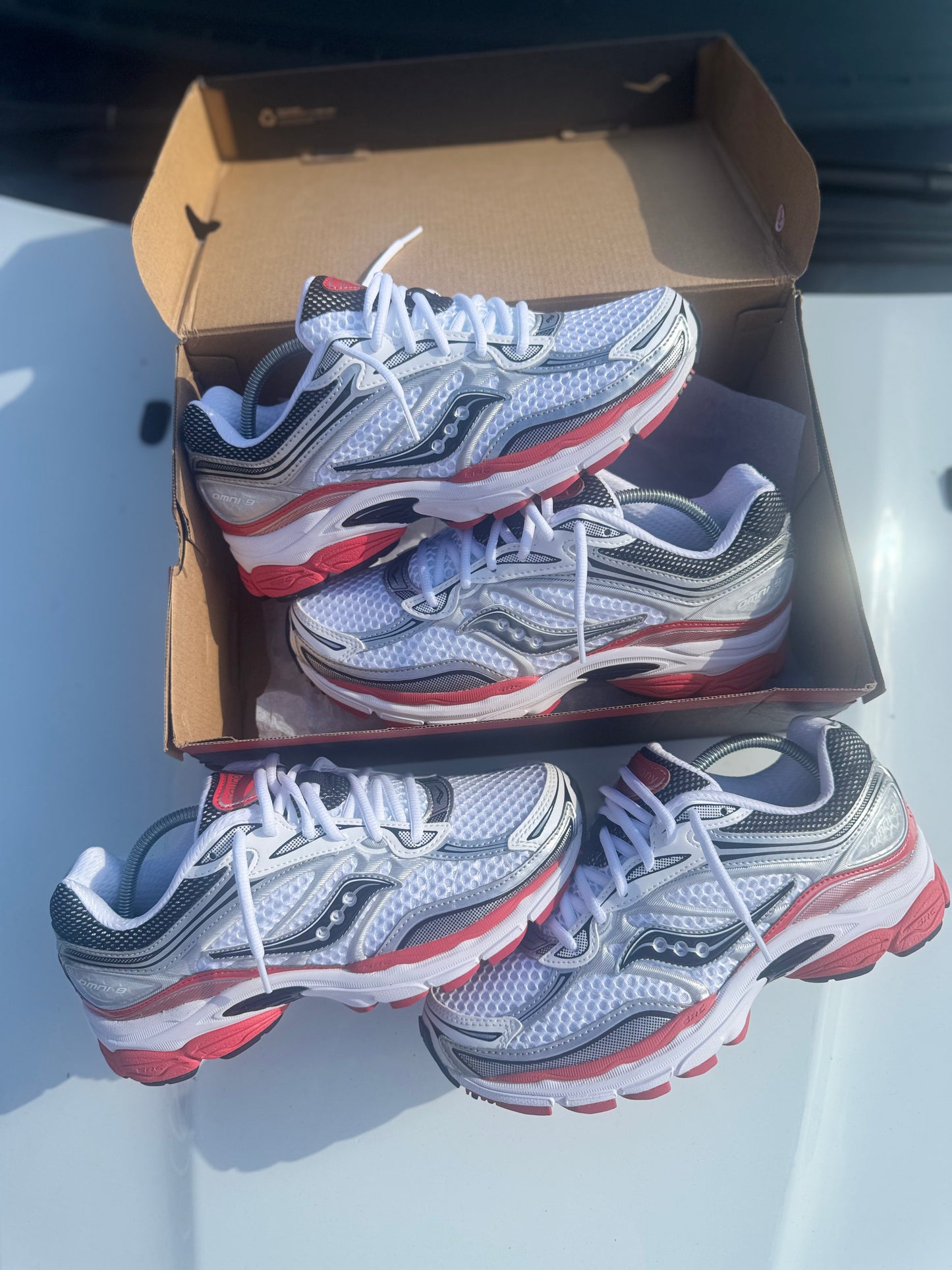 Saucony Omni 9 White/Red