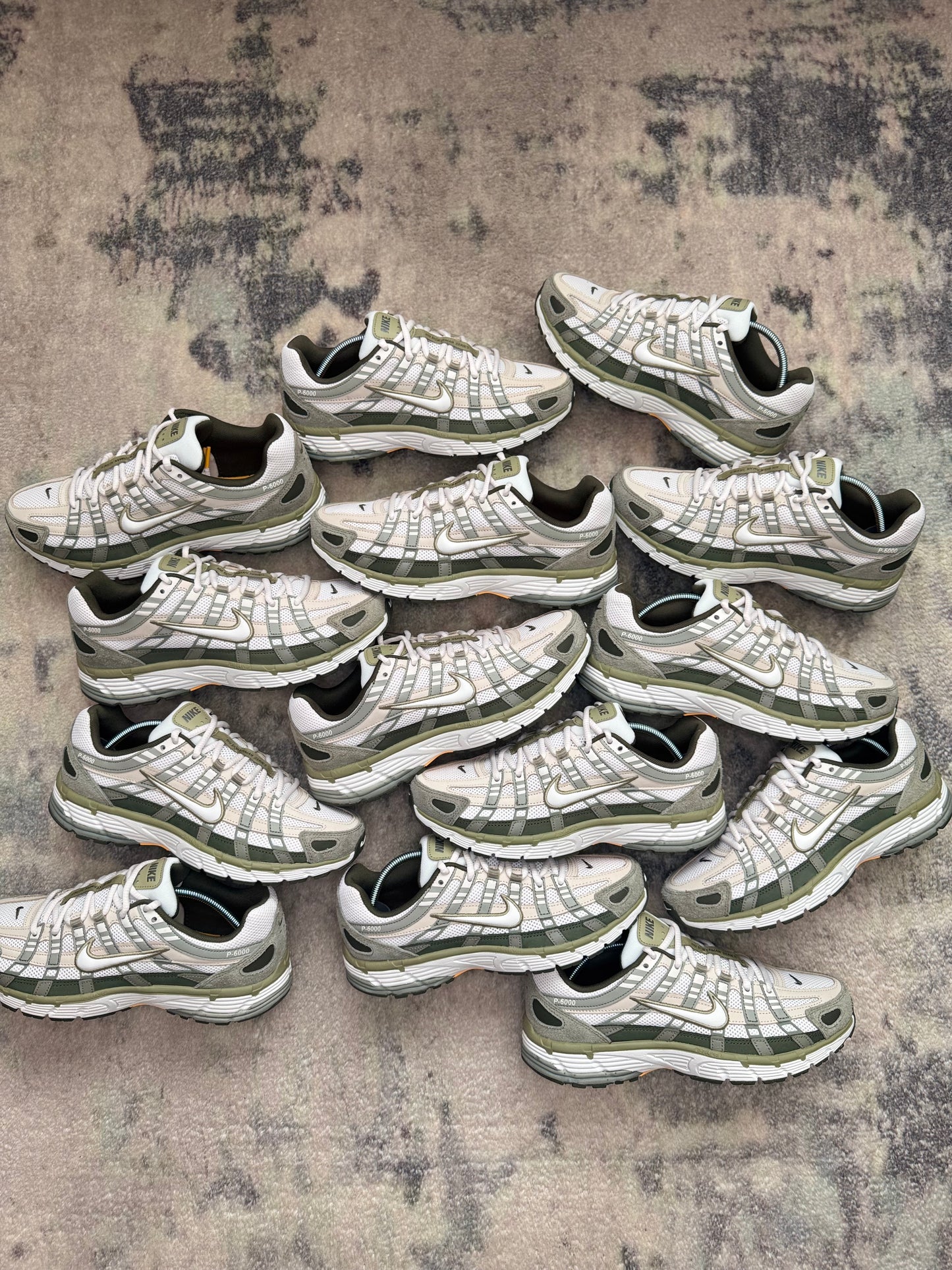Nike P-6000 Khaki Light Armoury Cargo