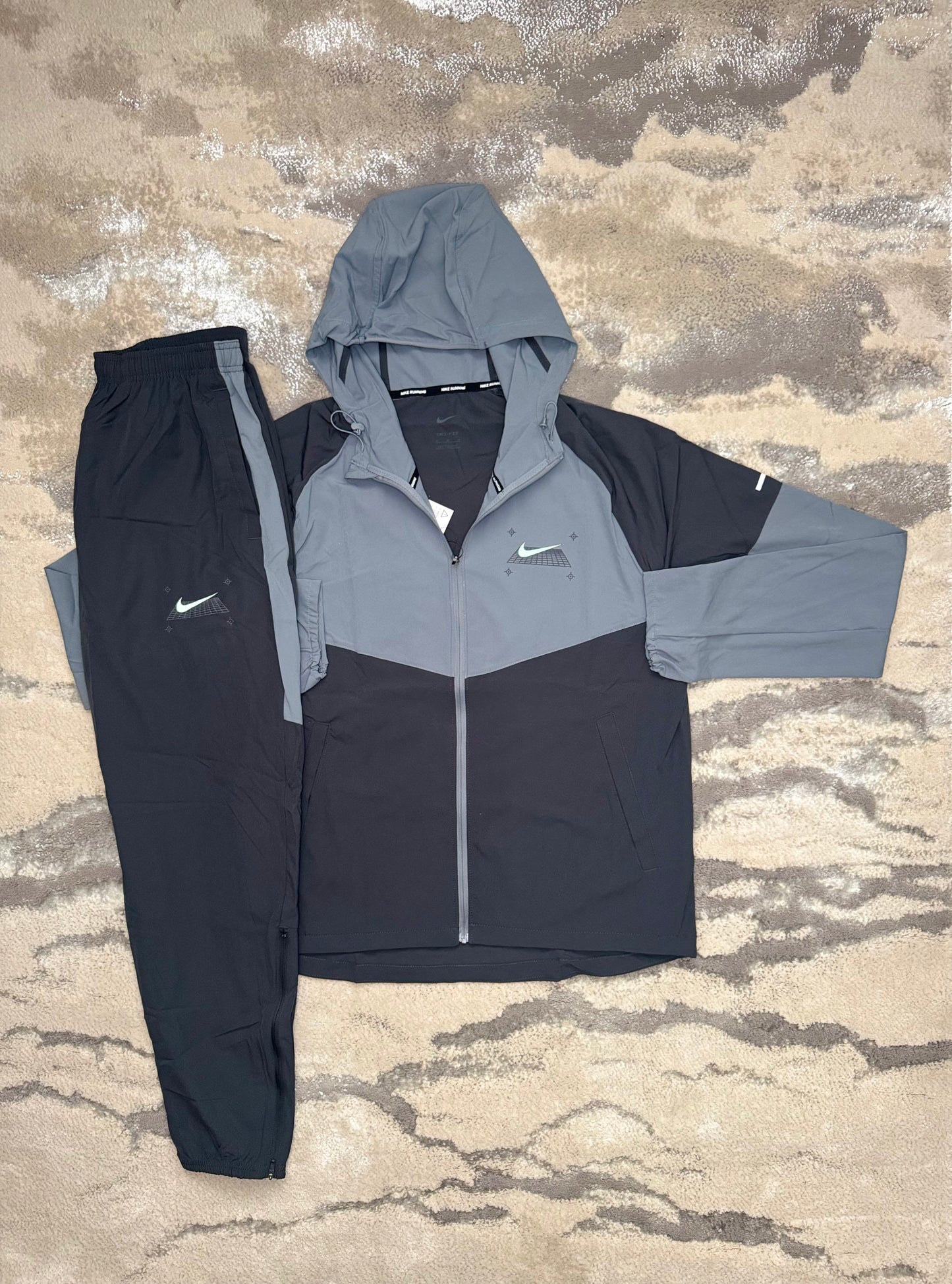 Nike Grid Performance Grey Tracksuit