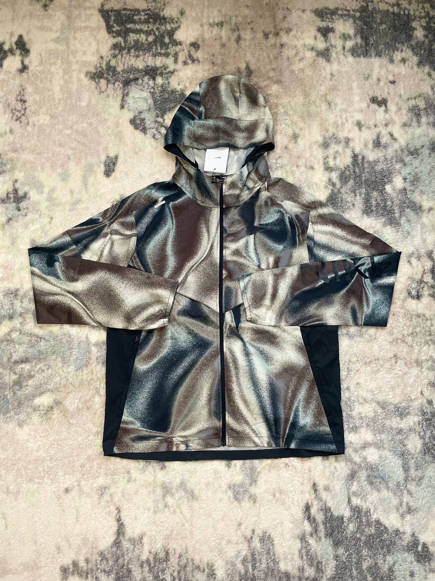 Nike Run UV Windrunner Repel Zip Windbreaker Running Jacket