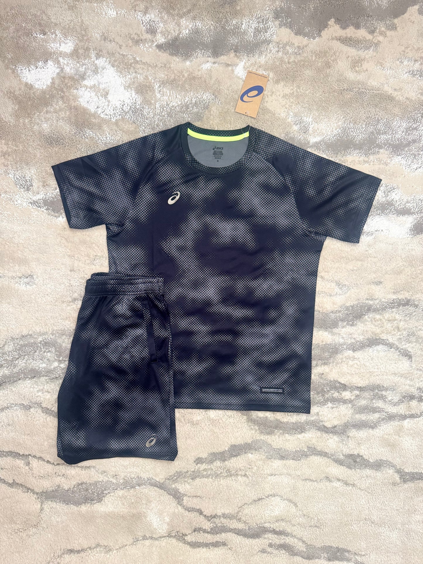 Asics Asia Exclusive Black Print Set