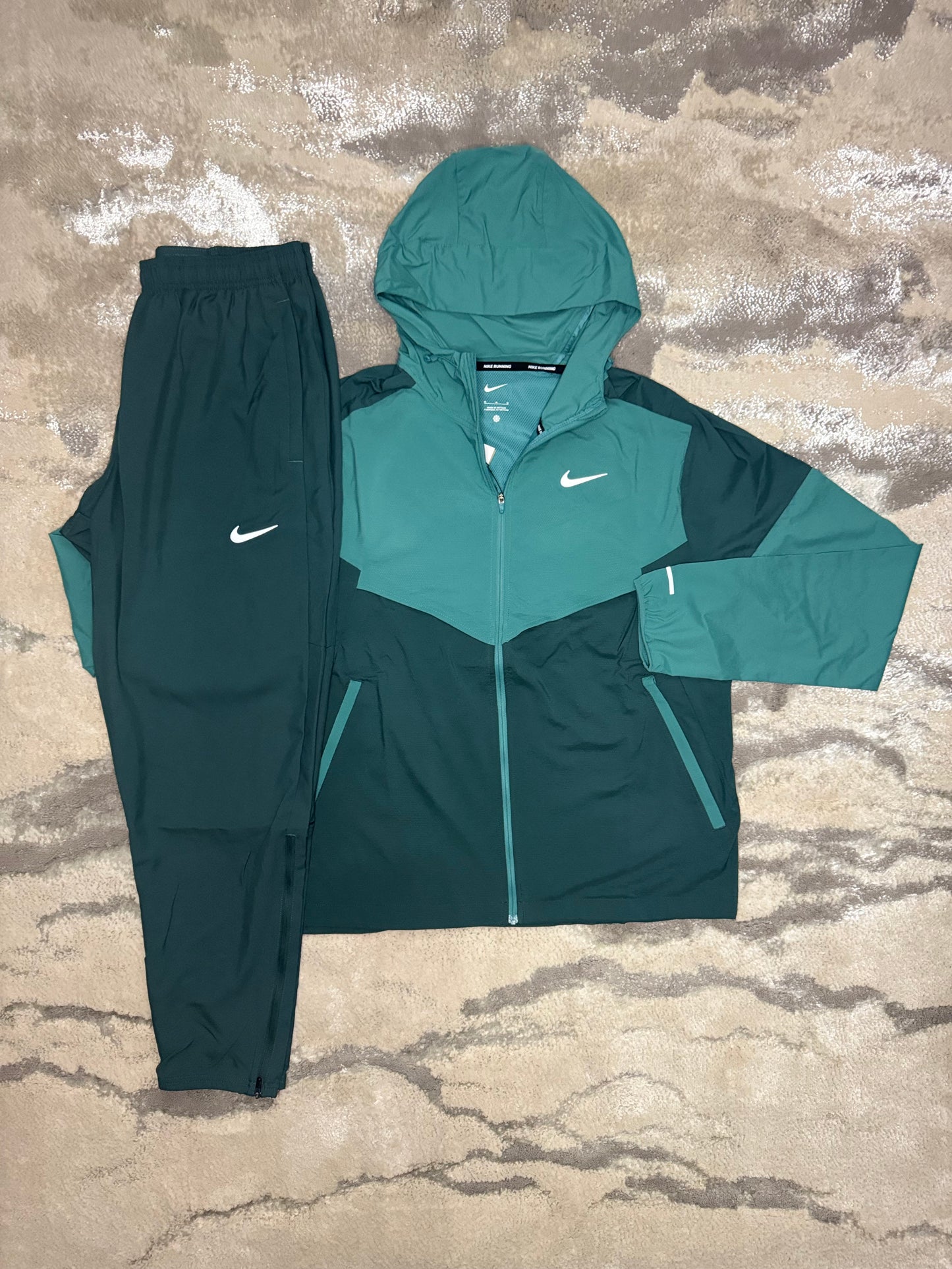 Nike Green Windrunner Tracksuit