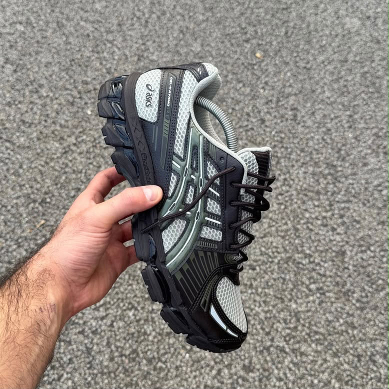 Asics Gel 12.1 Olive