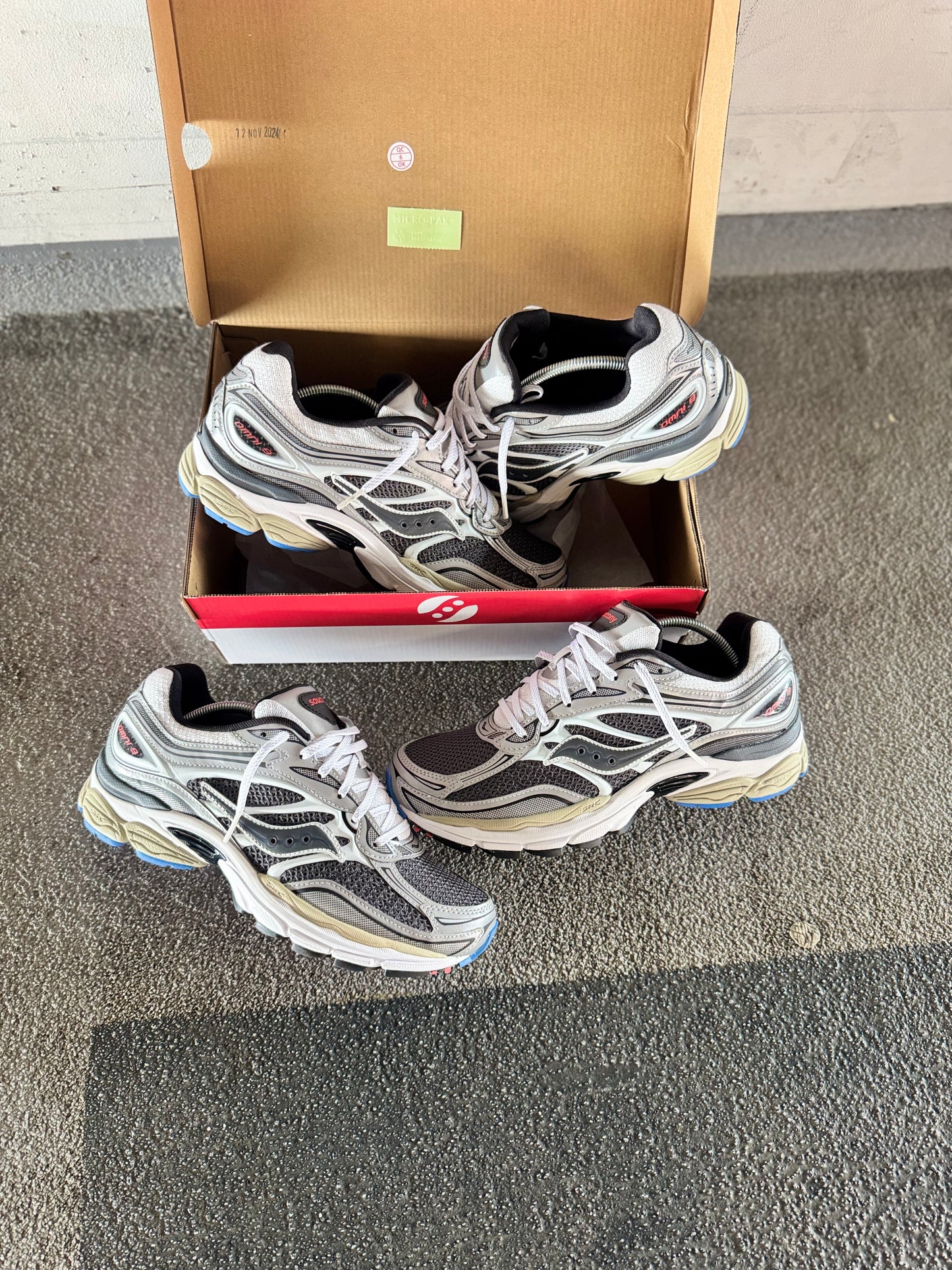 Saucony Omni 9 Grey/Silver