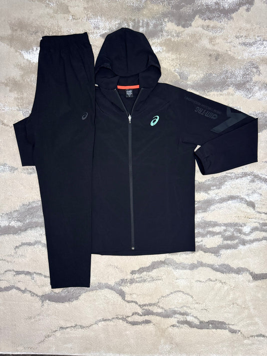 Asics Asia Exclusive Aim Trig Black Tracksuit