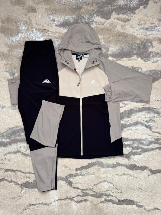 Trailberg Sand/Black Focus Tracksuit