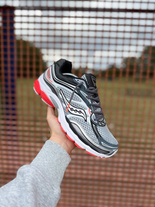 Saucony Omni 9 Red/Grey