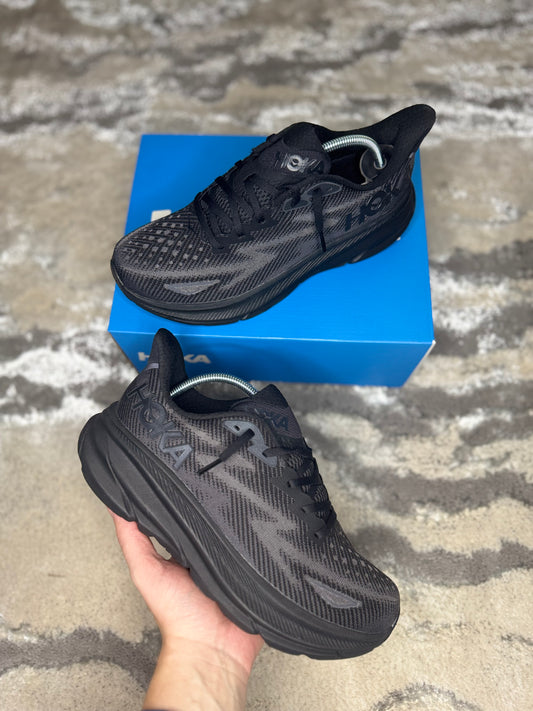 Hoka Clifton 9 Black