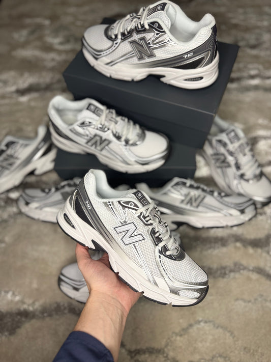 New Balance 740 White/Grey